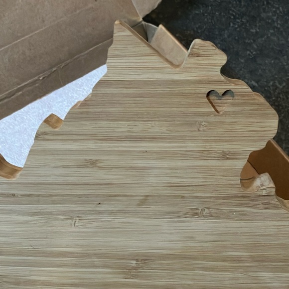 Bamboo Virginia State Cutting Board - Picture 2 of 13